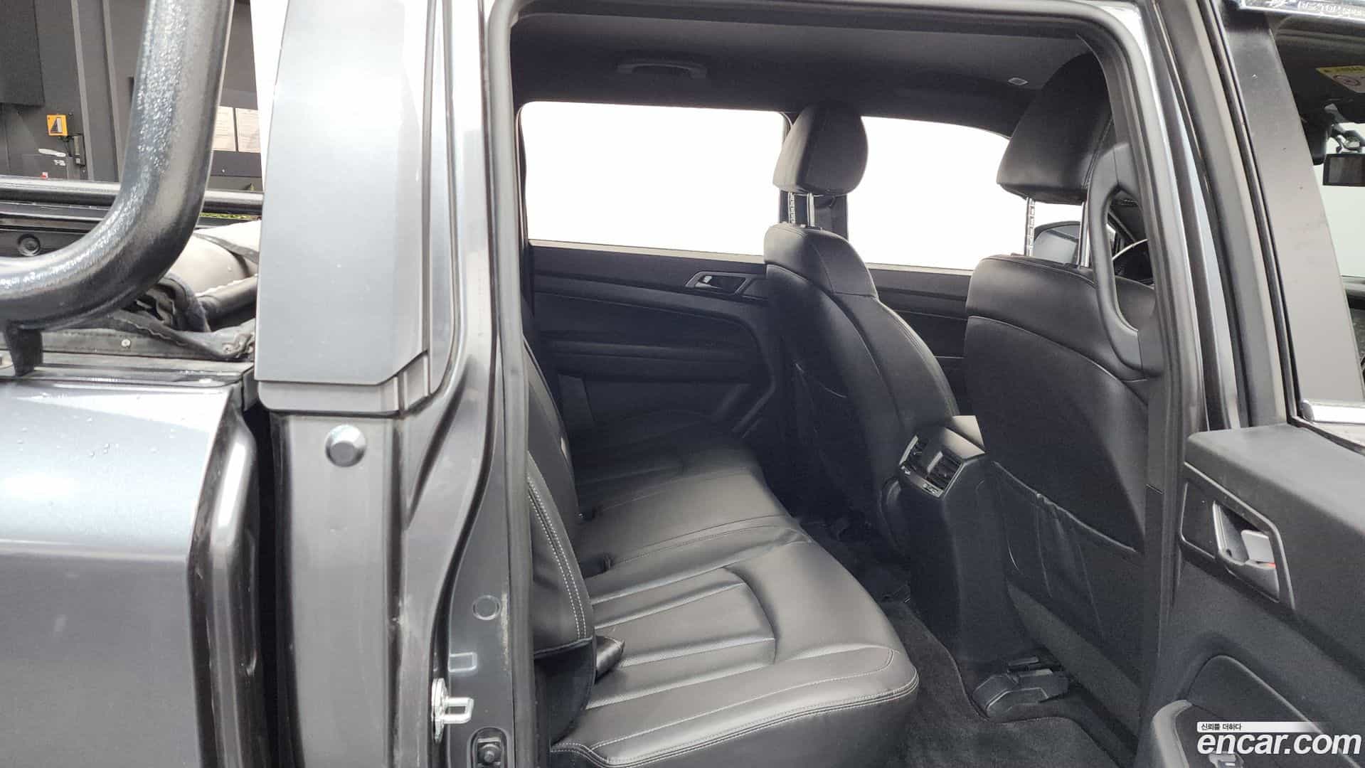 Rexton KG Mobility 2021.4-OPTION-016