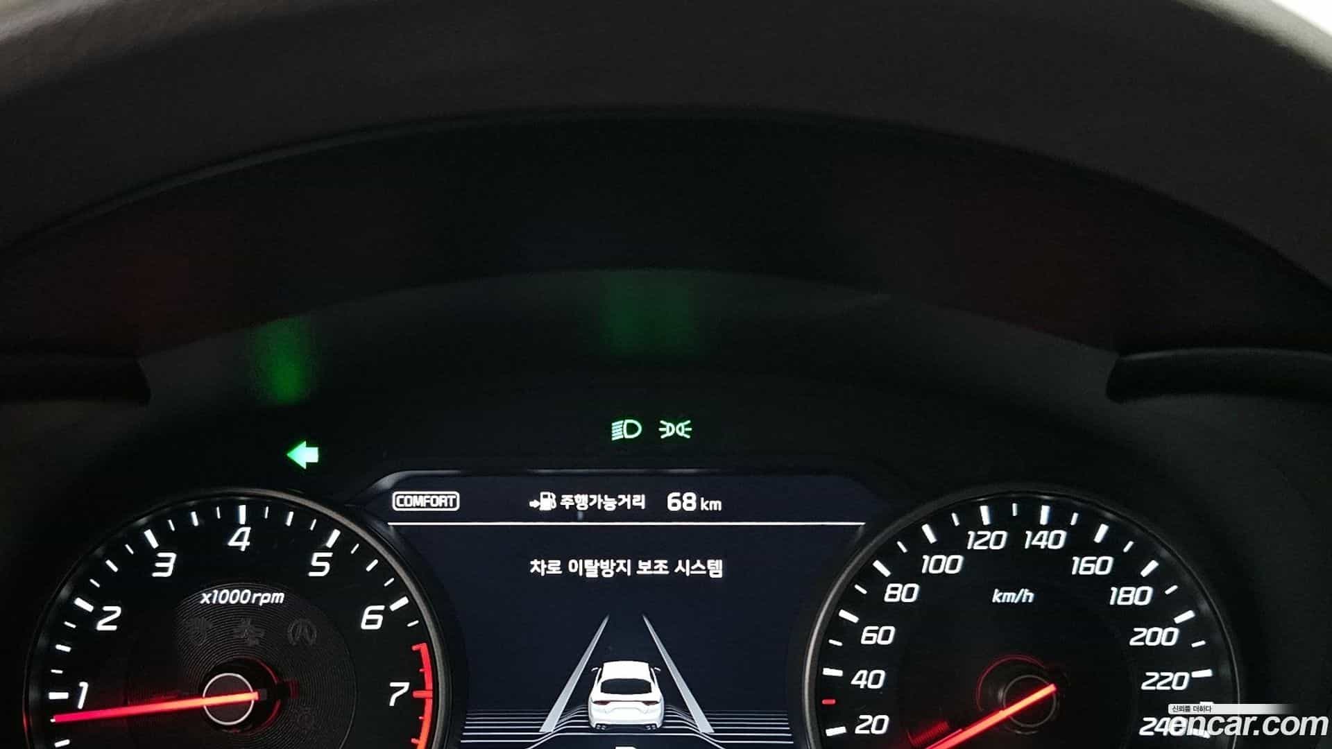 Stinger Kia 2018.7-INNER-009