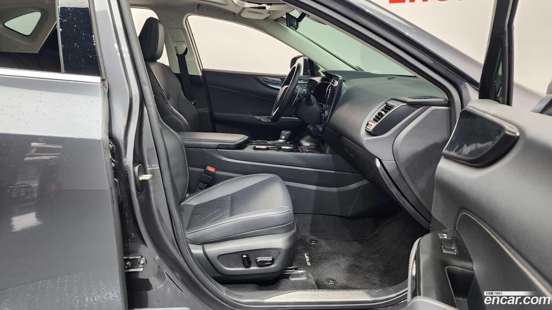 NX Lexus 2024.0-OPTION-015