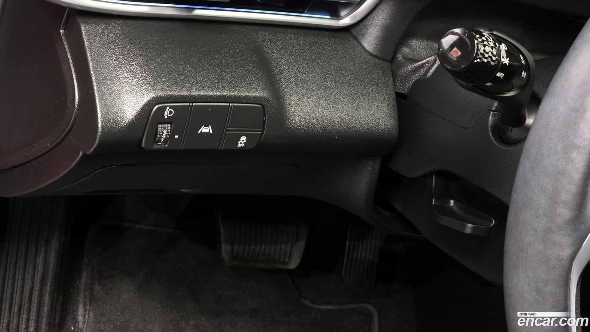 AVANTE Hyundai 2023.0-OPTION-018