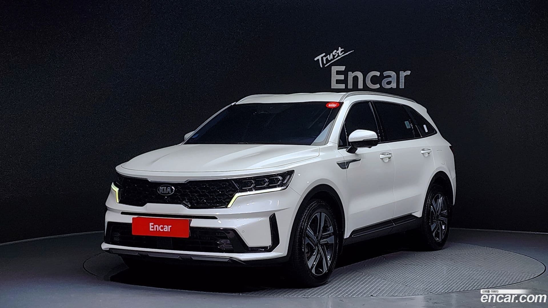 Main__Slider__Photo:Sorento Kia 2021.0-0