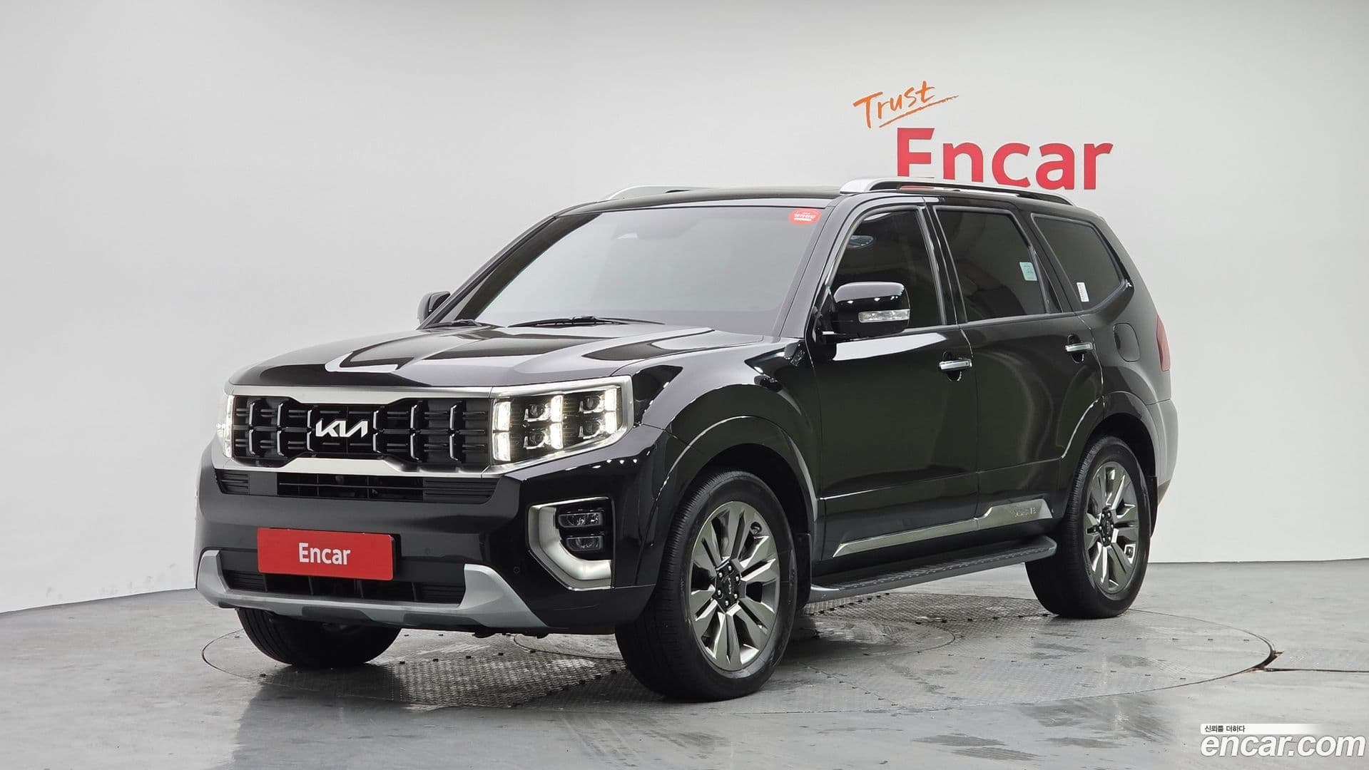 Main__Slider__Photo:Mohave Kia 2022.2-0