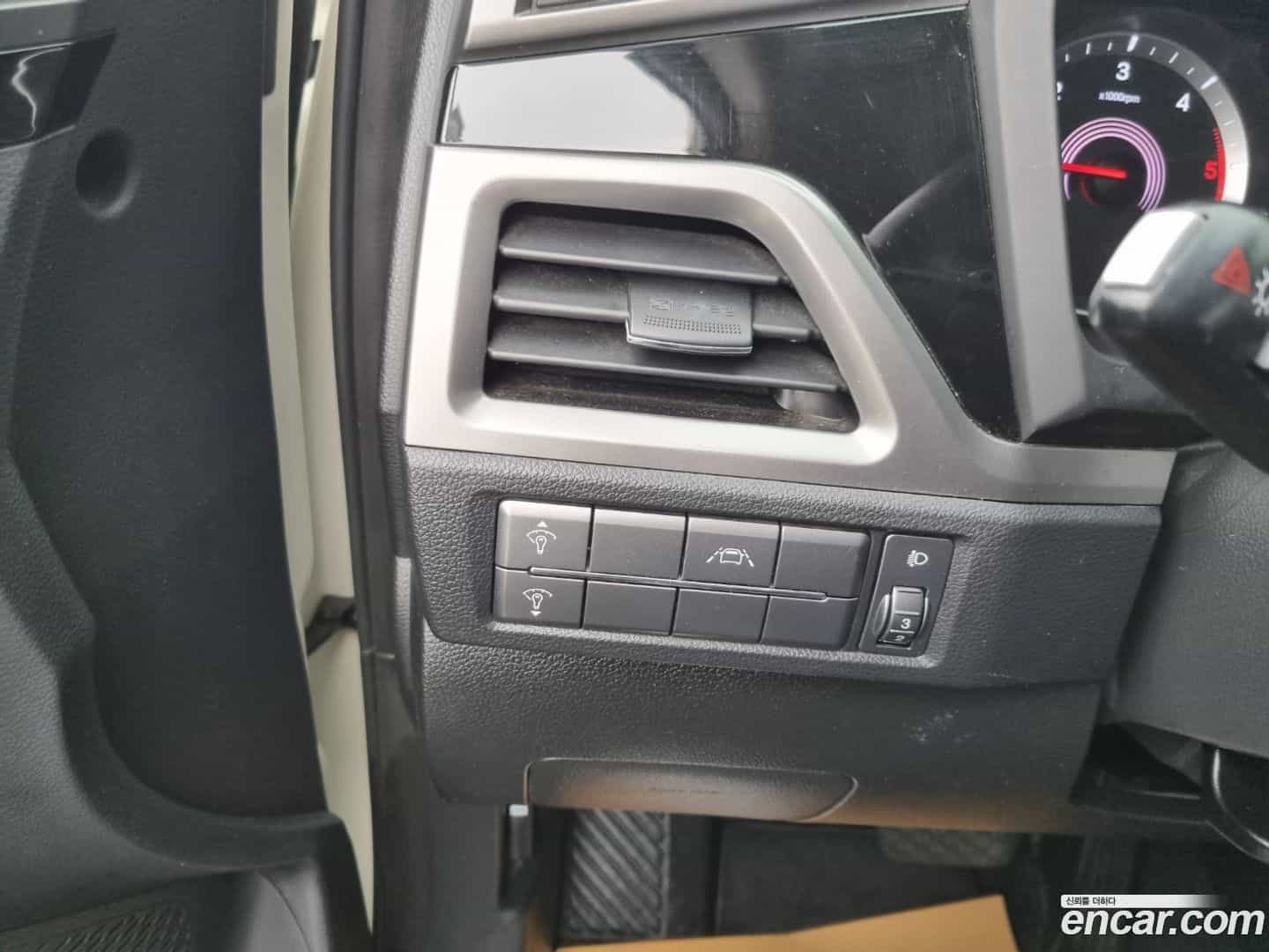 KORANDO KG Mobility 2020.8-OPTION-015