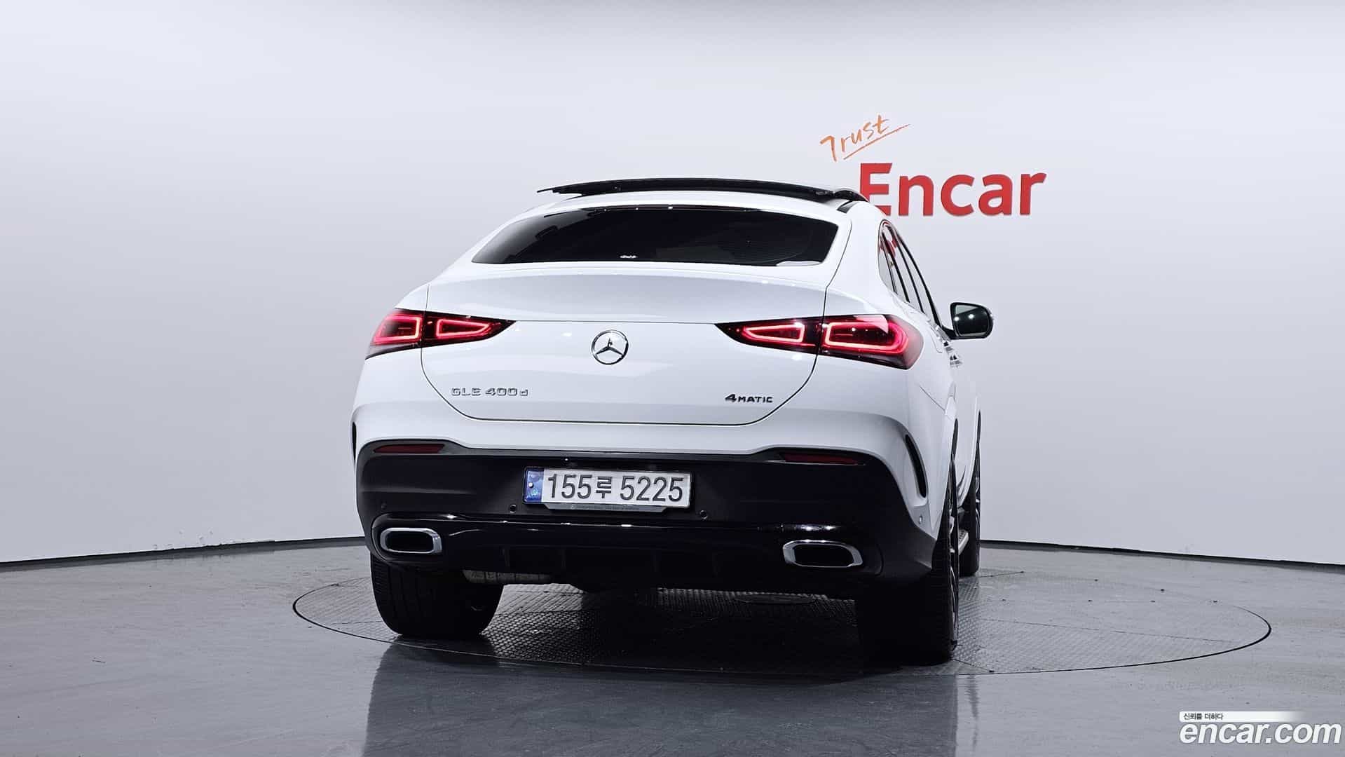 GLE-Class Mercedes-Benz 2022.10-OUTER-004