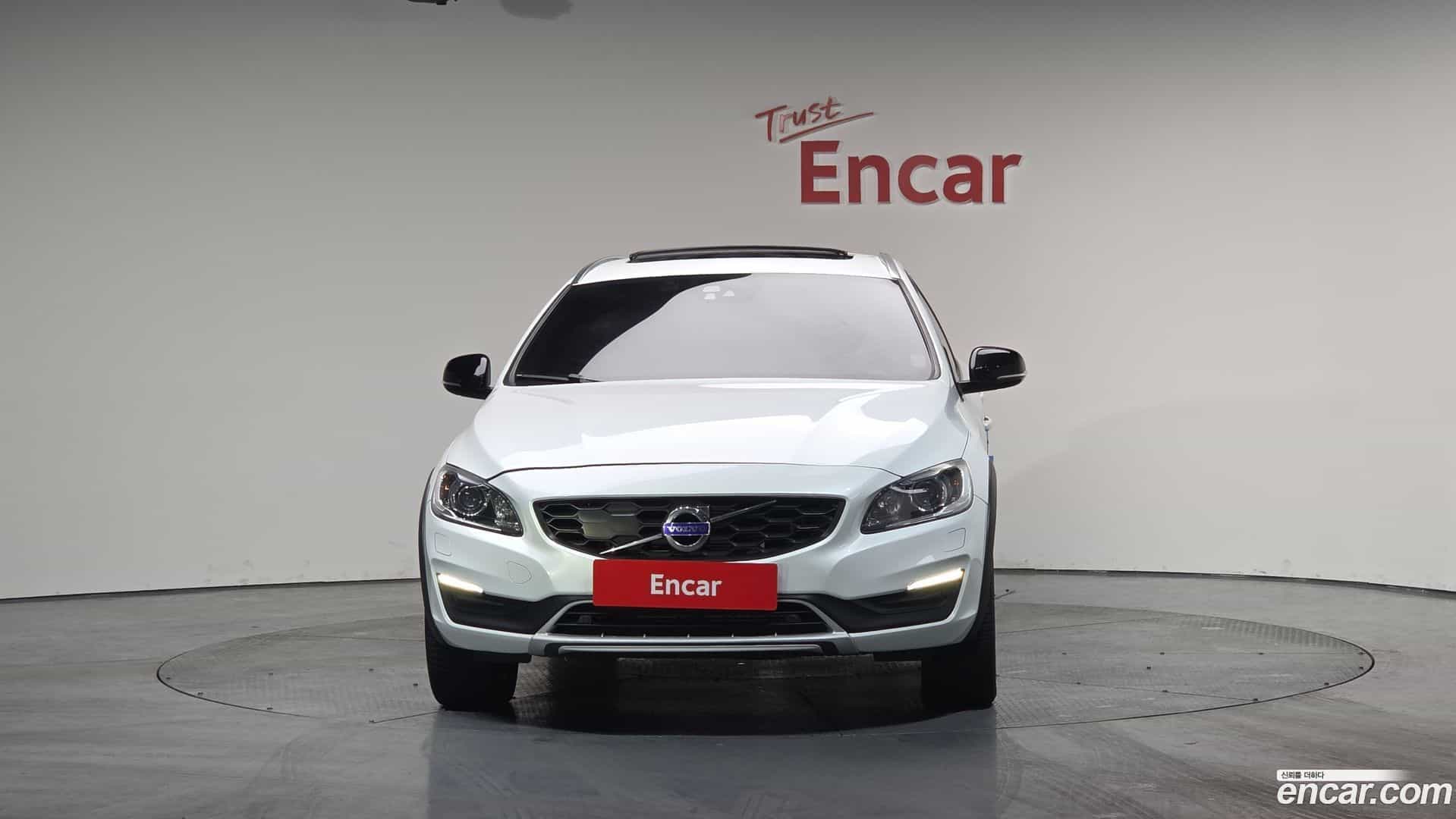 V60 Volvo 2017.8-OUTER-003