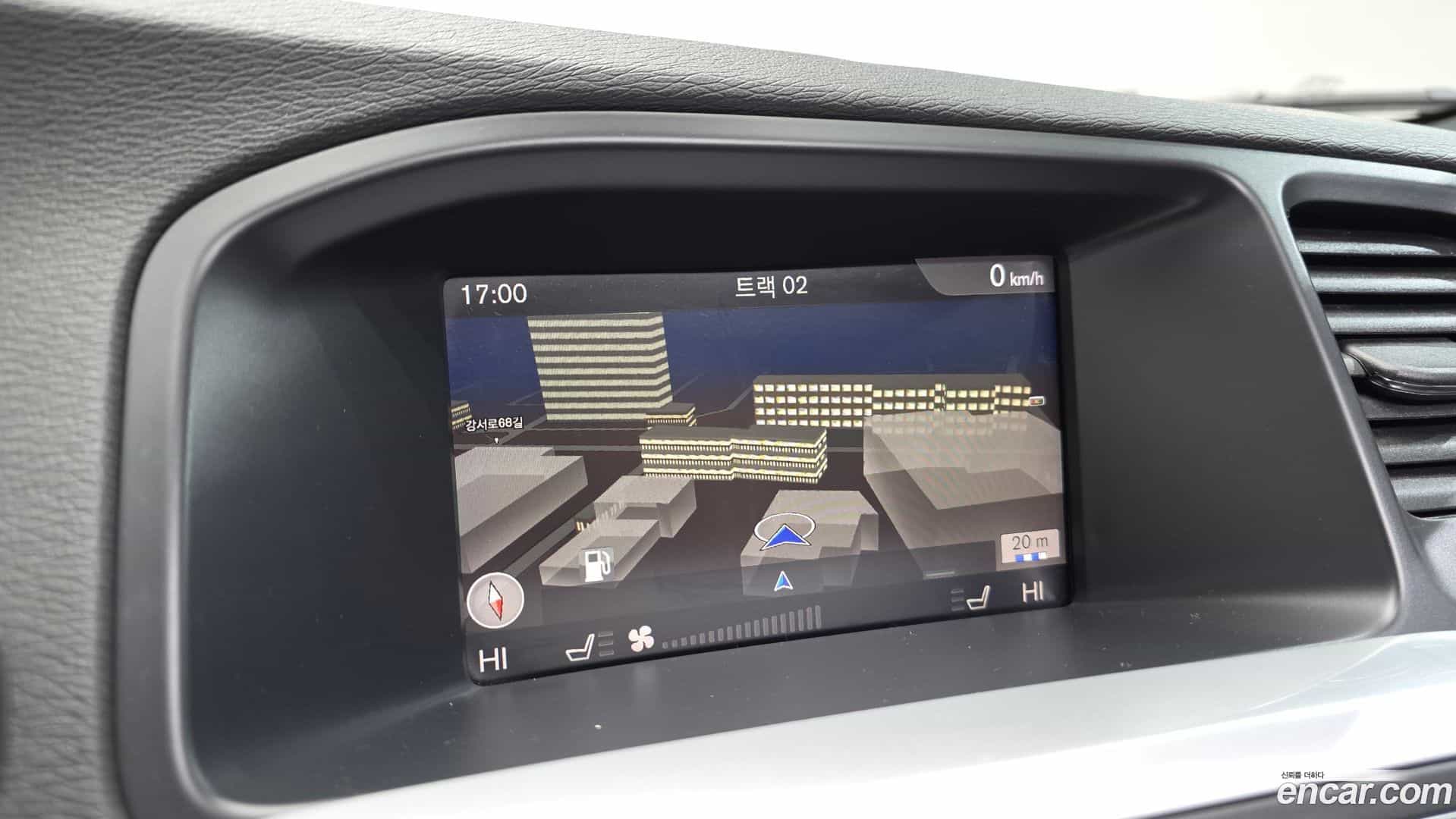 V60 Volvo 2017.8-OPTION-020