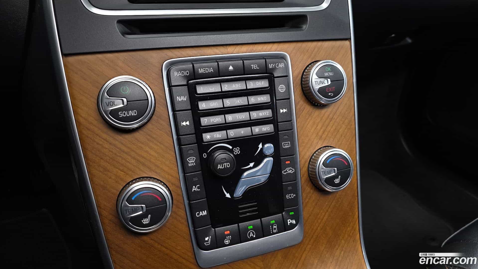 V60 Volvo 2017.8-OPTION-022