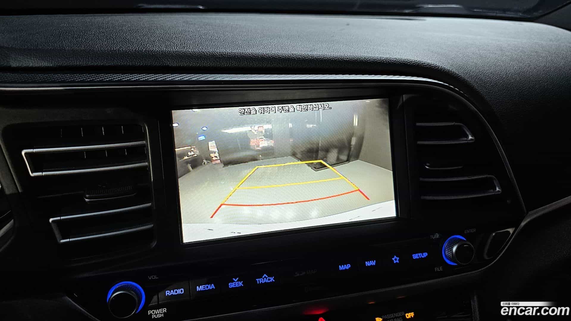 AVANTE Hyundai 2019.9-OPTION-022