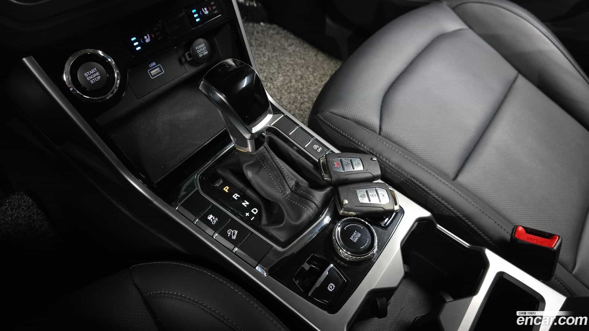 KORANDO KG Mobility 2020.6-INNER-009