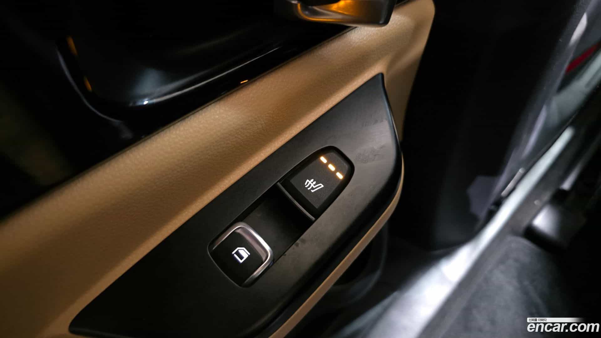 Canival Kia 2021.4-OPTION-024