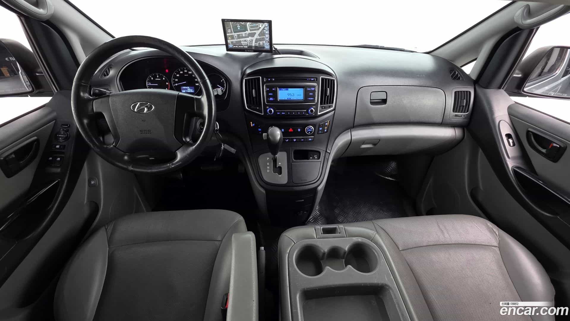 Starex Hyundai 2017.3-INNER-007