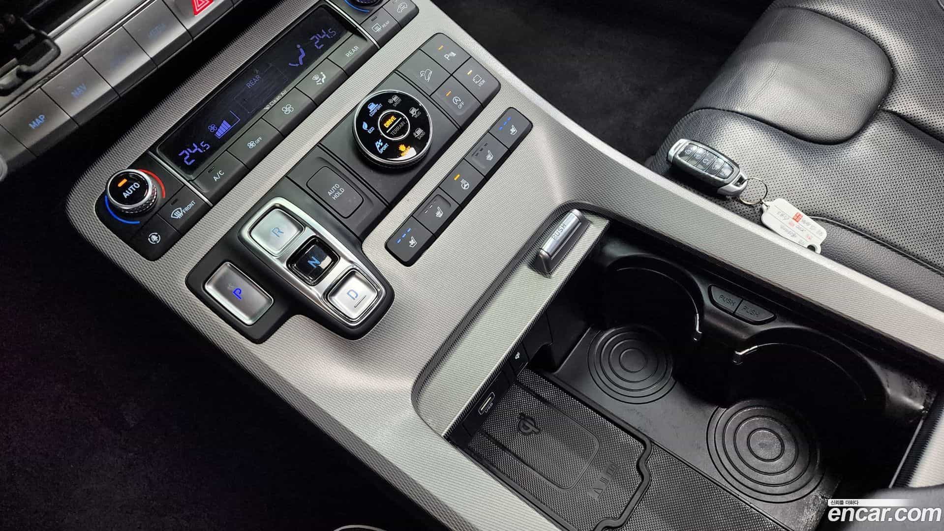 Palisade Hyundai 2020.3-INNER-009