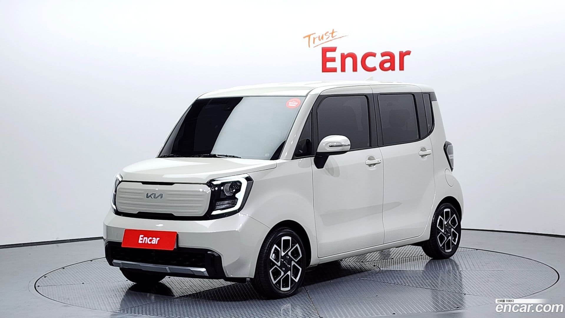 Main__Slider__Photo:RAY Kia 2024.9-0