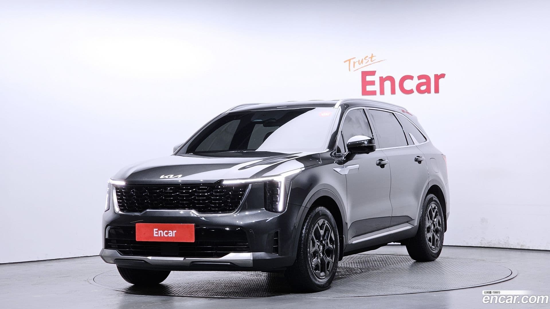 Main__Slider__Photo:Sorento Kia 2023.8-0