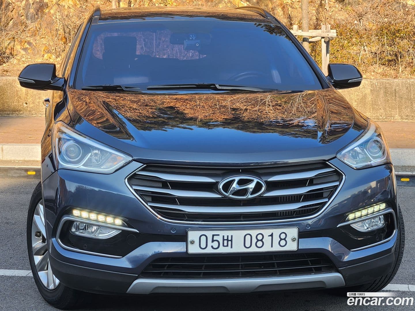 Main__Slider__Photo:Santafe Hyundai 2016.1-0