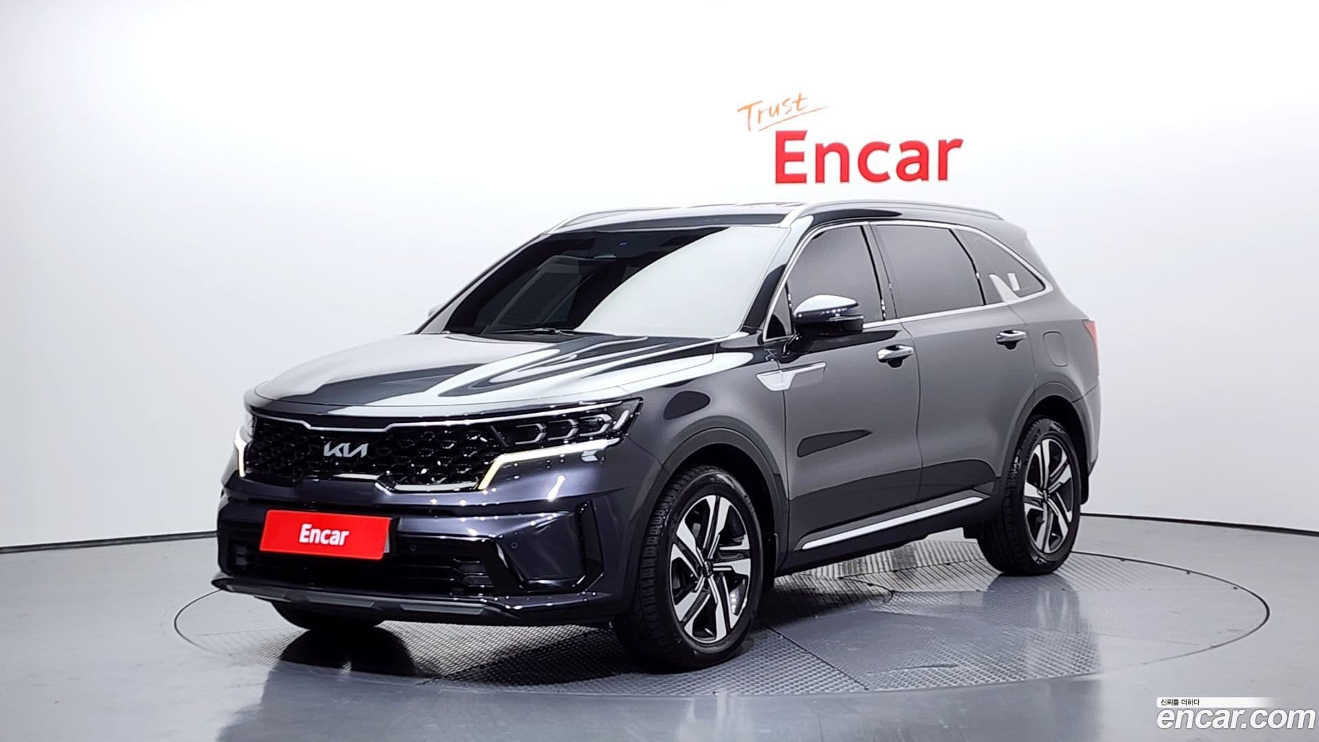 Main__Slider__Photo:Sorento Kia 2021.11-0