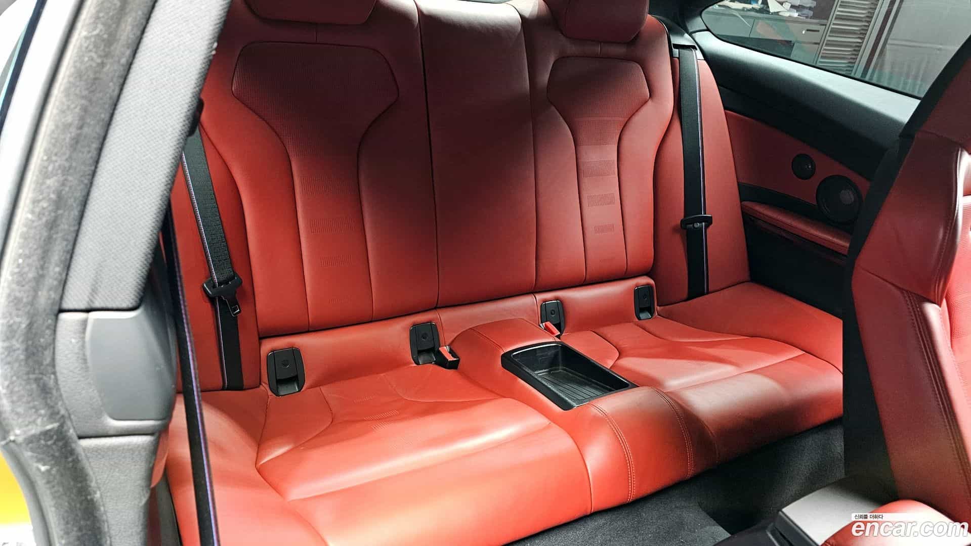 M4 BMW 2018.6-OPTION-015