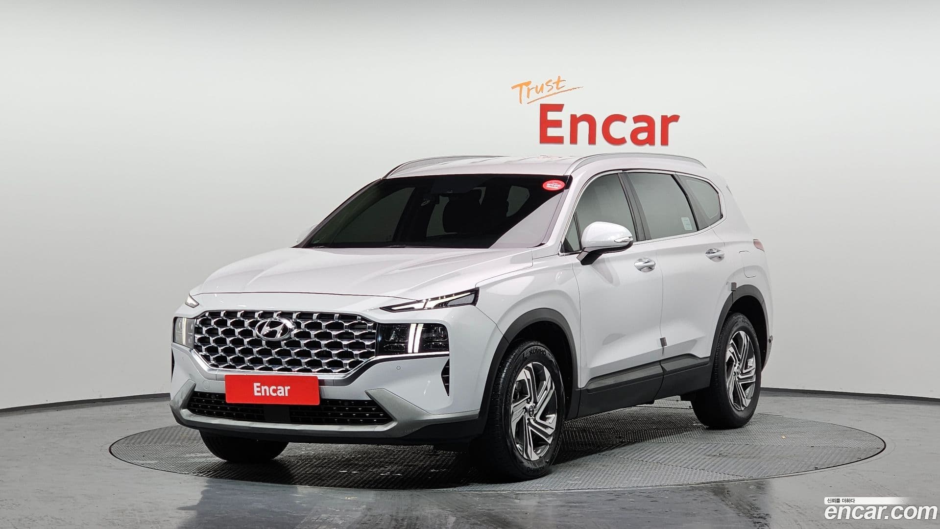 Main__Slider__Photo:Santafe Hyundai 2020.7-0