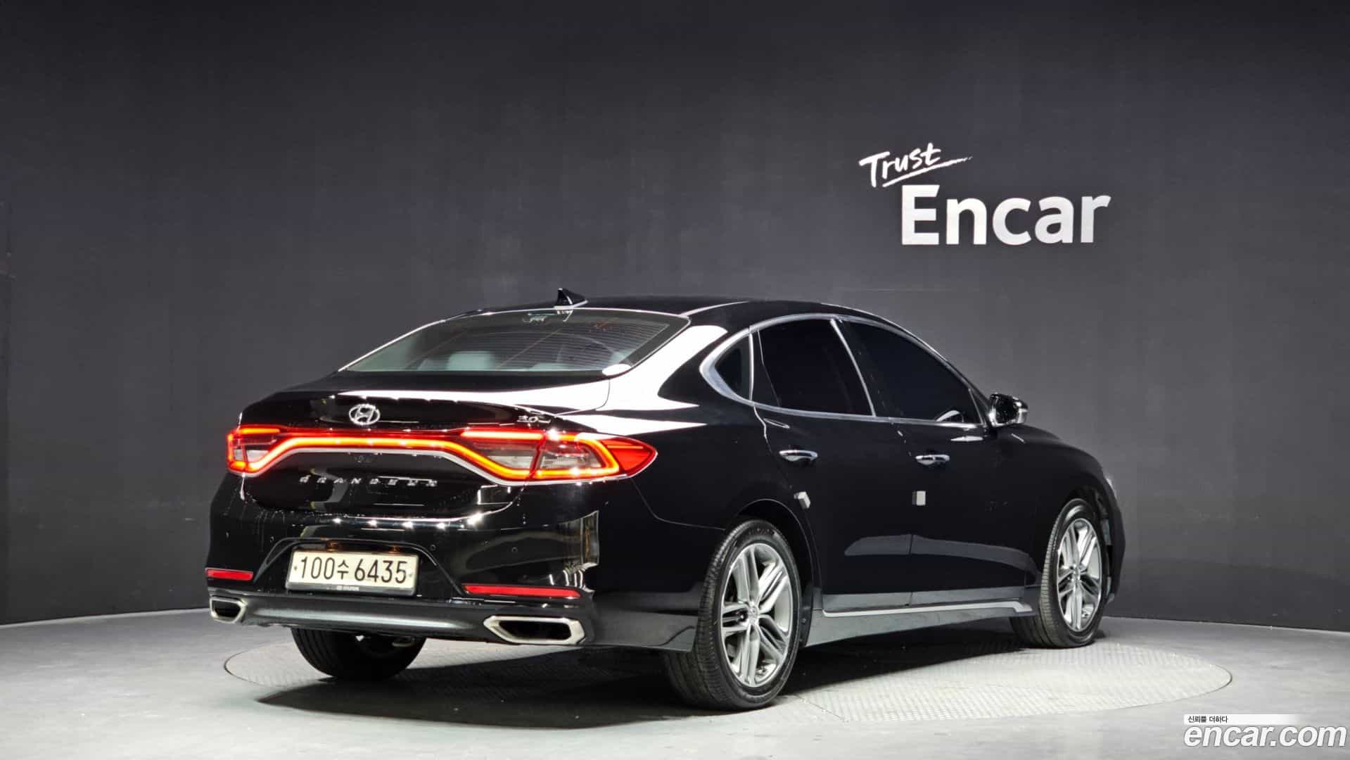 Grandeur Hyundai 2017.8-OUTER-002
