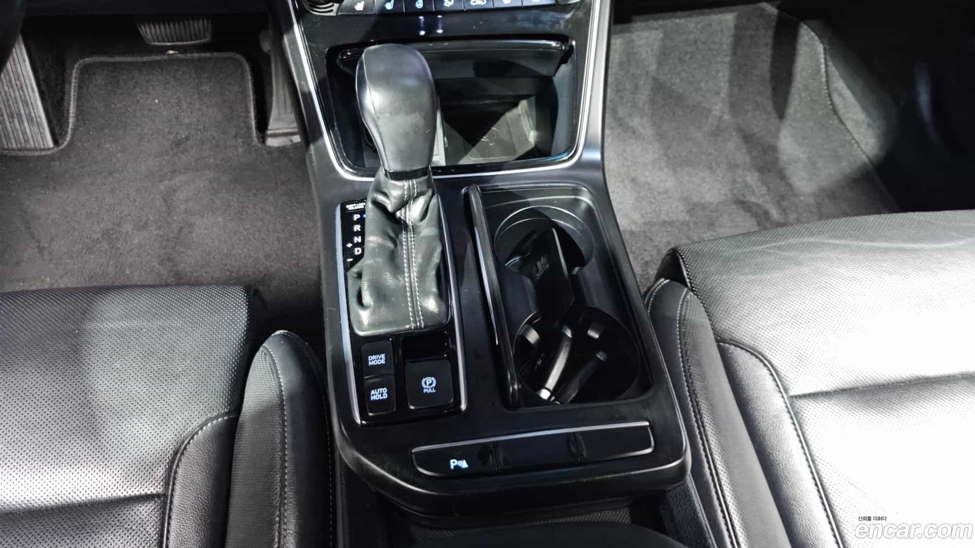 Grandeur Hyundai 2017.8-INNER-009