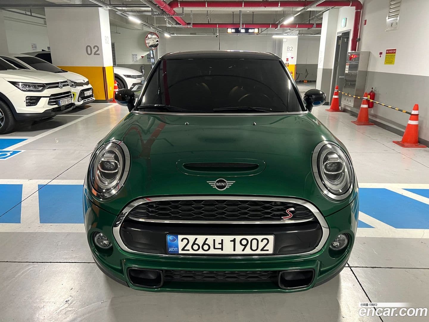 Main__Slider__Photo:Cooper Mini 2020.7-0