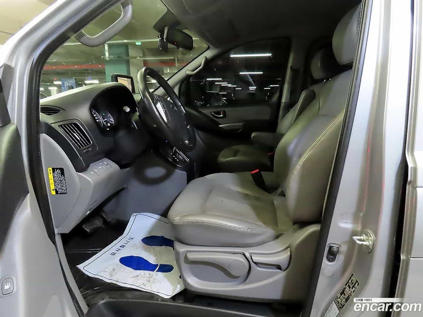 Starex Hyundai 2019.6-INNER-006