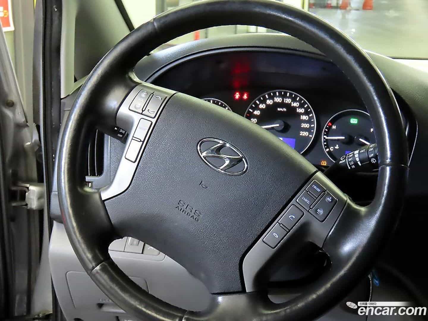 Starex Hyundai 2019.6-INNER-008