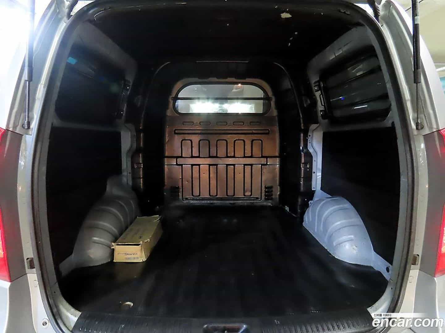 Starex Hyundai 2019.6-OPTION-022