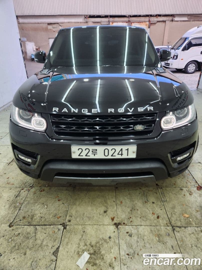 Main__Slider__Photo:Range Rover Sport Land Rover 2015.10-0