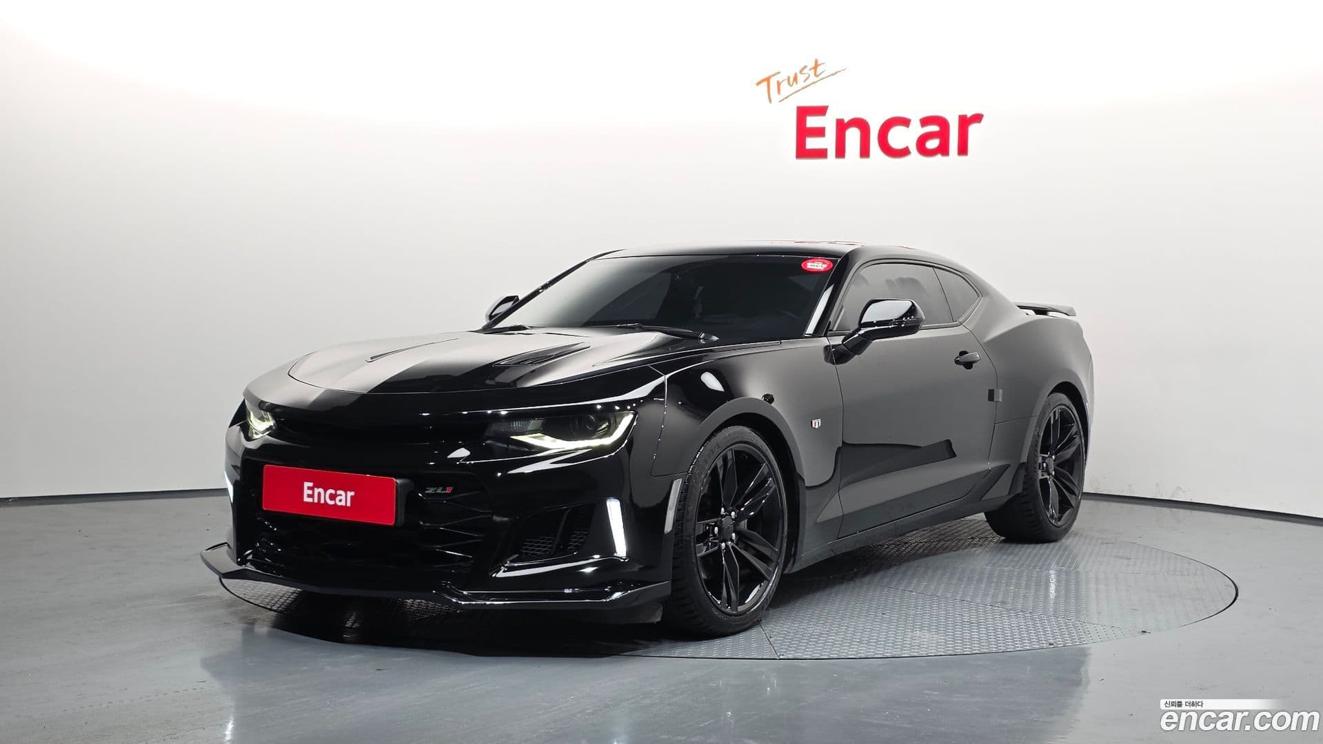 Main__Slider__Photo:Camaro Chevrolet 2018.8-0