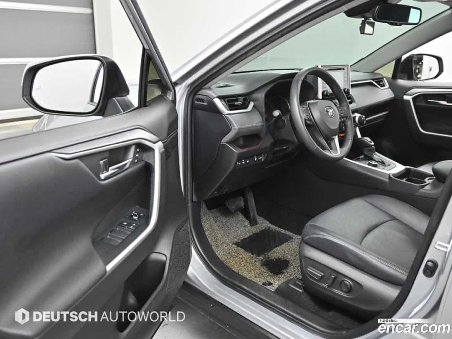 RAV4 Toyota 2020.11-OPTION-015