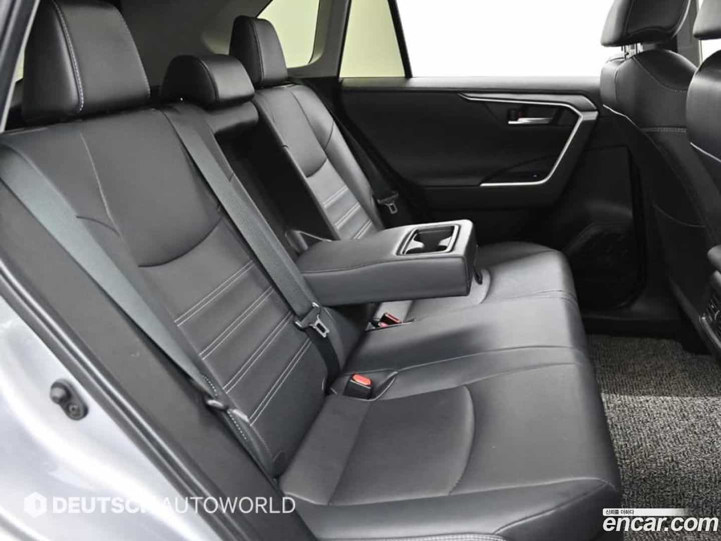 RAV4 Toyota 2020.11-OPTION-016