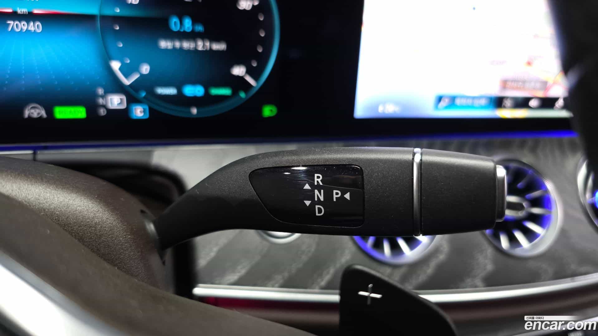 CLS-Class Mercedes-Benz 2021.2-INNER-009
