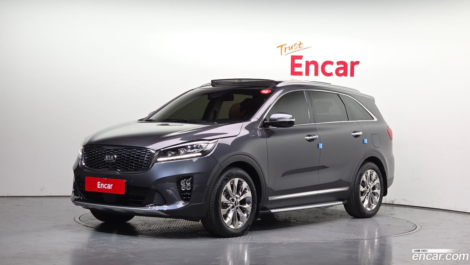 Main__Slider__Photo:Sorento Kia 2018.8-0
