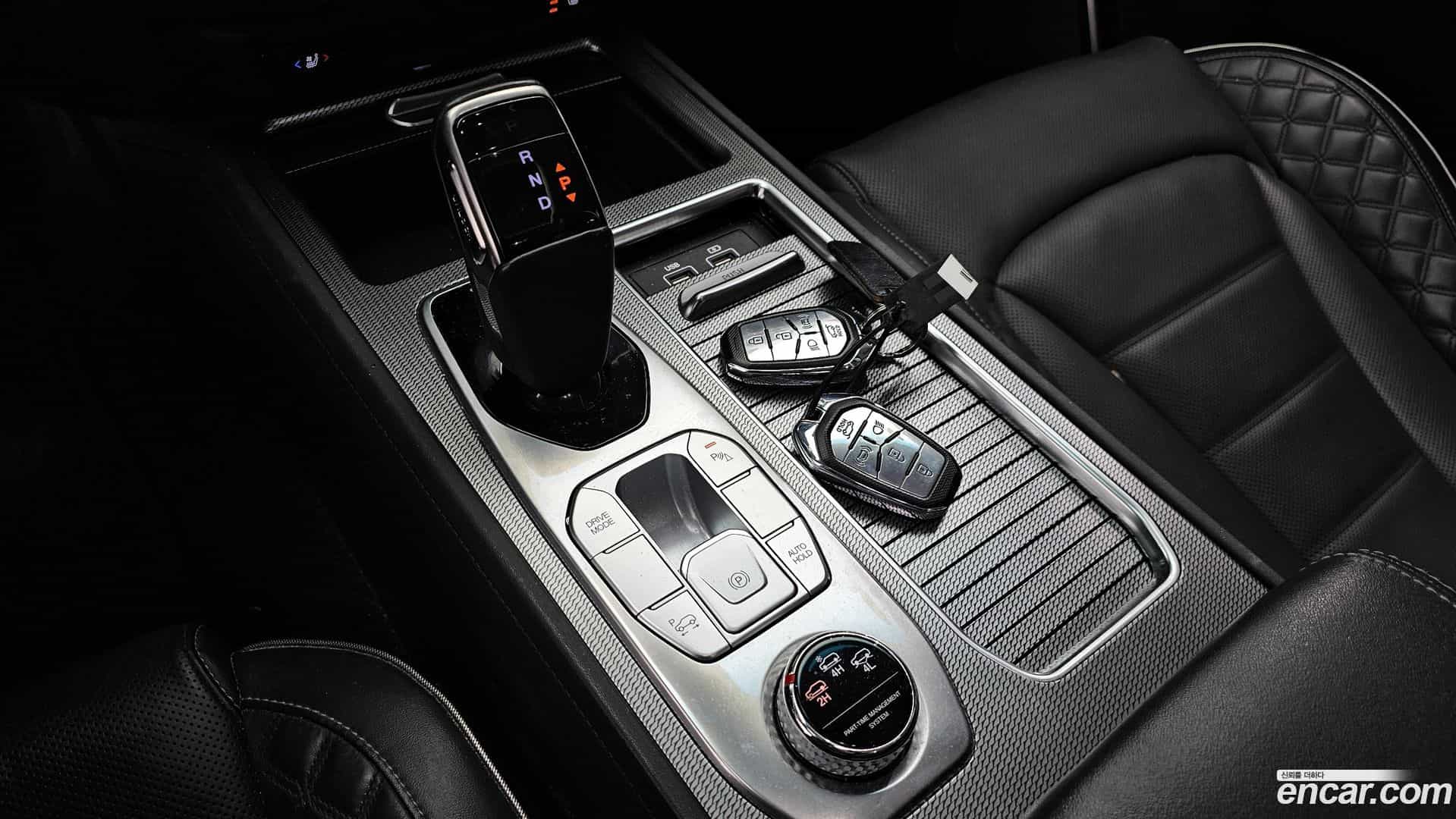 Rexton KG Mobility 2022.7-INNER-009