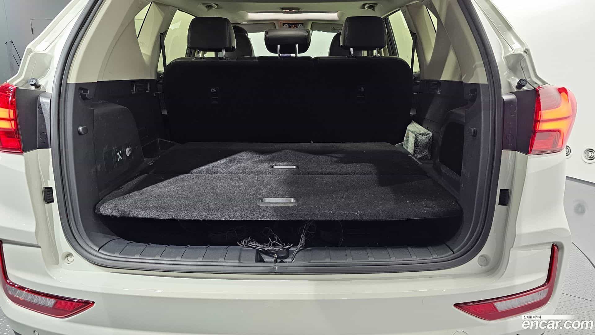 Rexton KG Mobility 2022.7-OPTION-024