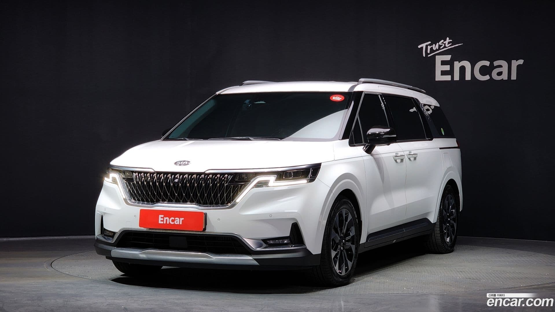 Main__Slider__Photo:Canival Kia 2021.3-0