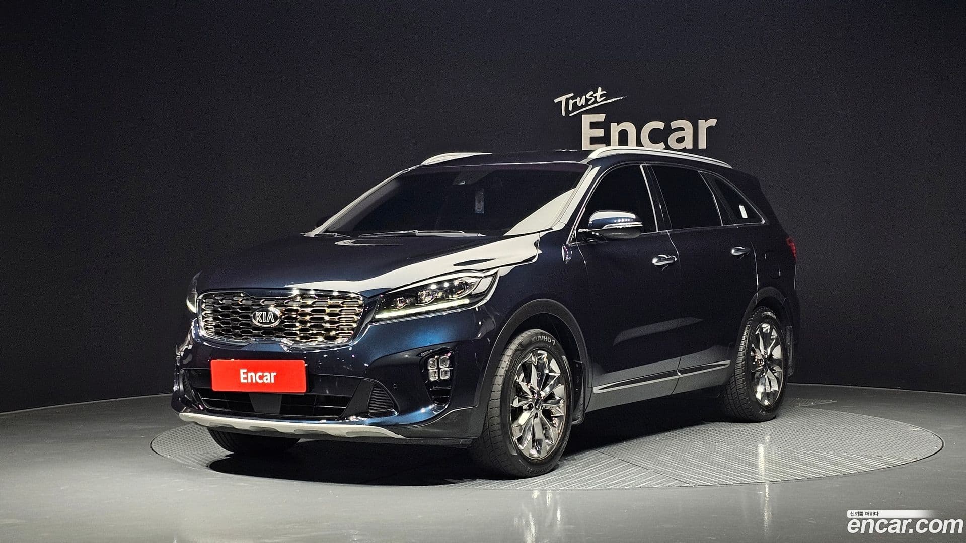 Main__Slider__Photo:Sorento Kia 2019.9-0