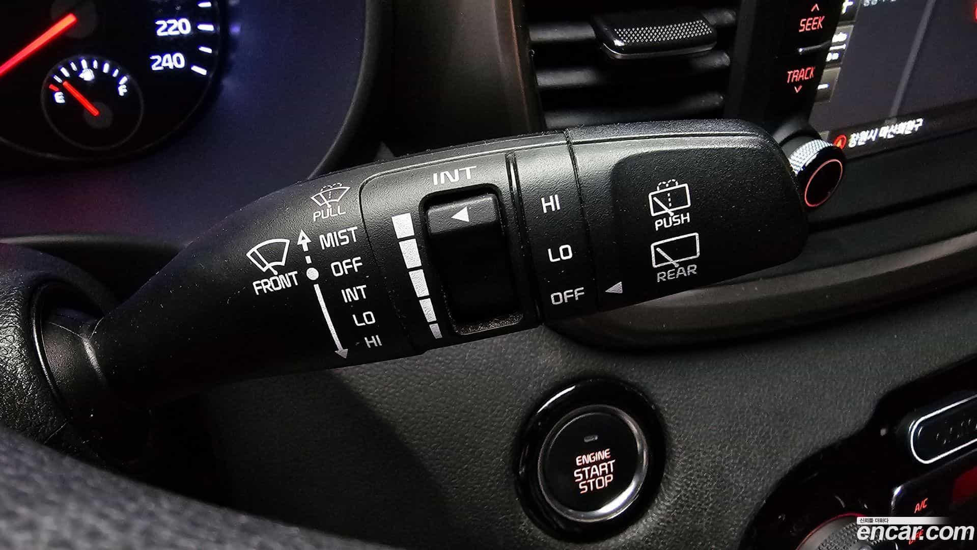 Sorento Kia 2019.9-OPTION-021