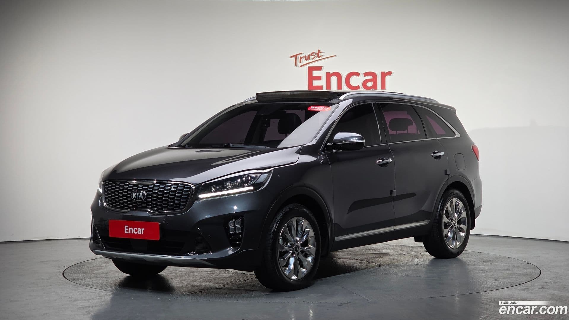 Main__Slider__Photo:Sorento Kia 2018.8-0