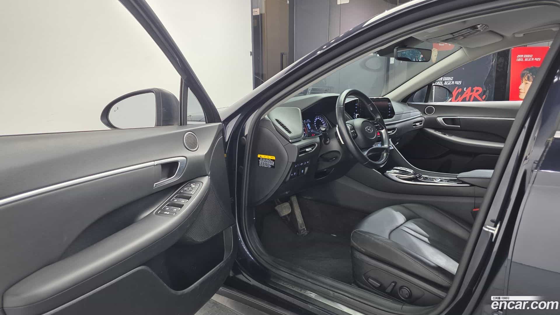 Sonata Hyundai 2019.4-INNER-010