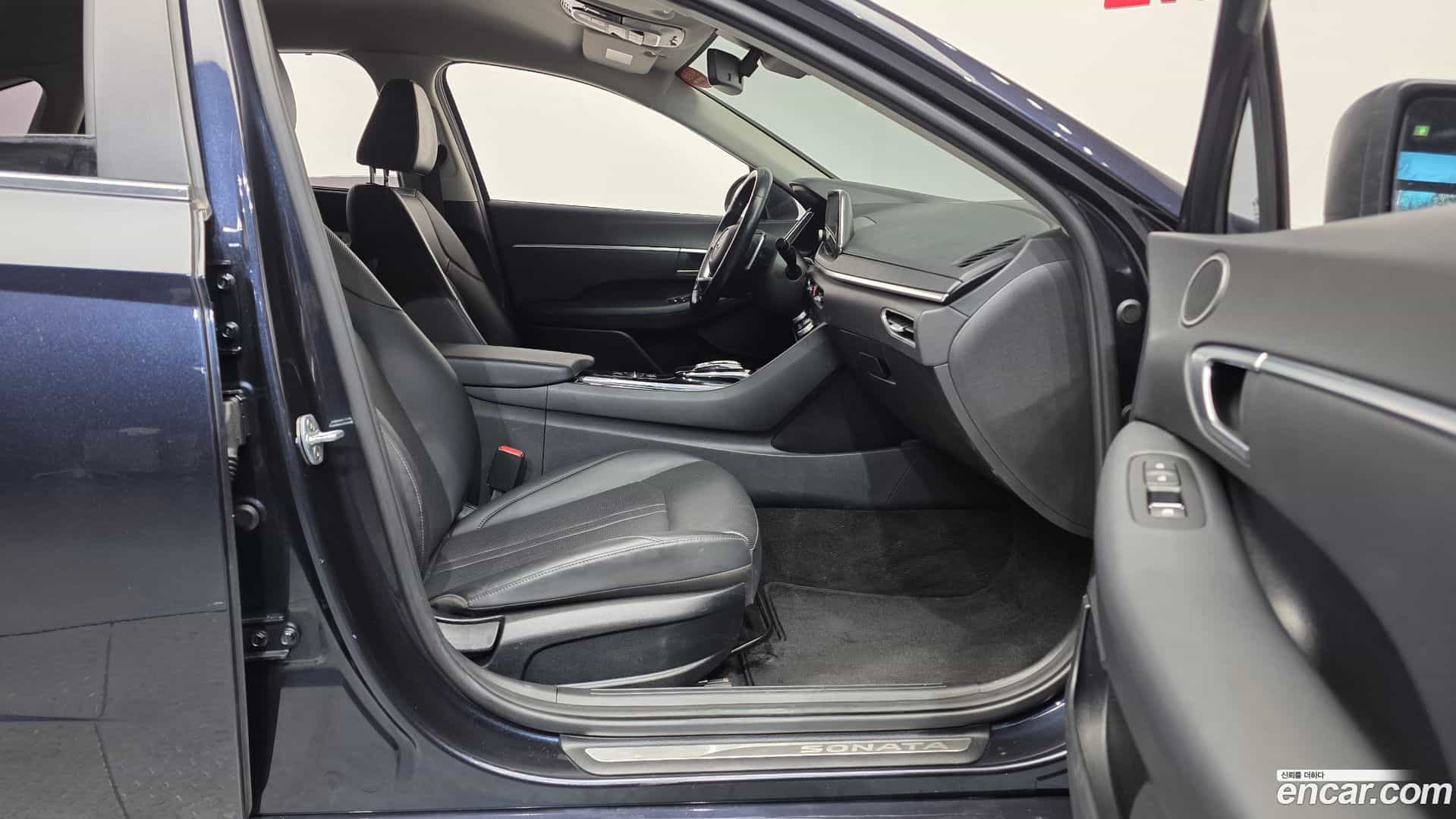 Sonata Hyundai 2019.4-OPTION-015