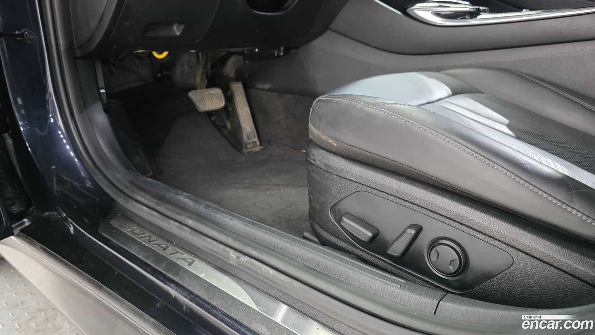 Sonata Hyundai 2019.4-OPTION-022