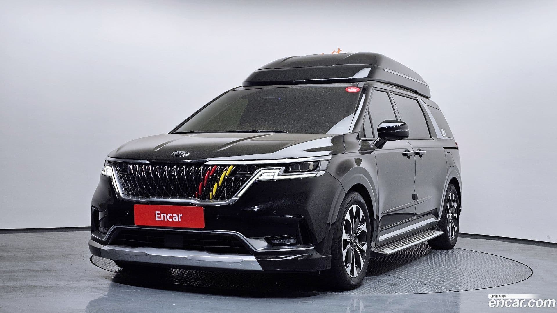 Main__Slider__Photo:Canival Kia 2021.4-0