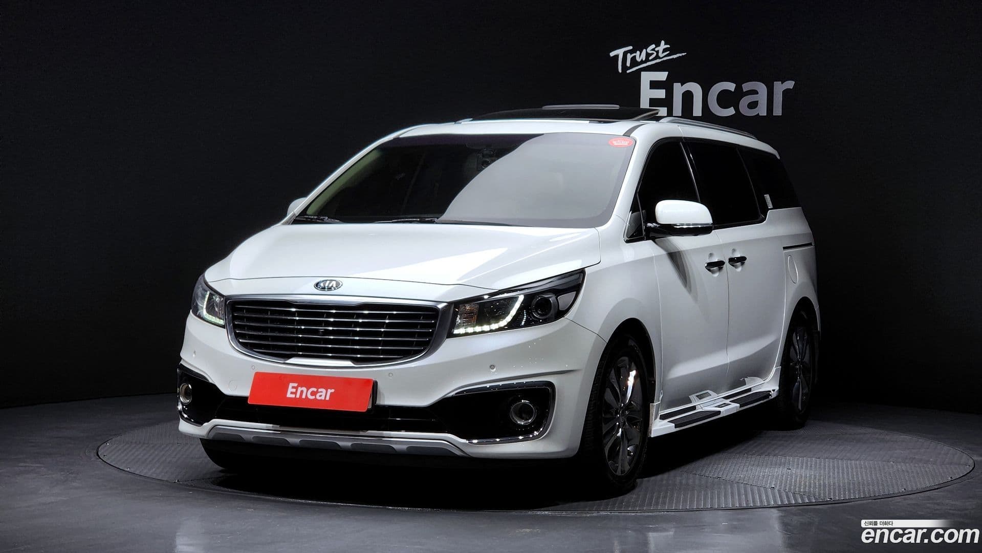 Main__Slider__Photo:Canival Kia 2017.7-0