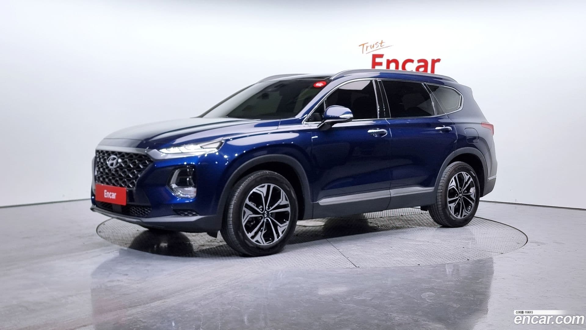 Main__Slider__Photo:Santafe Hyundai 2019.2-0