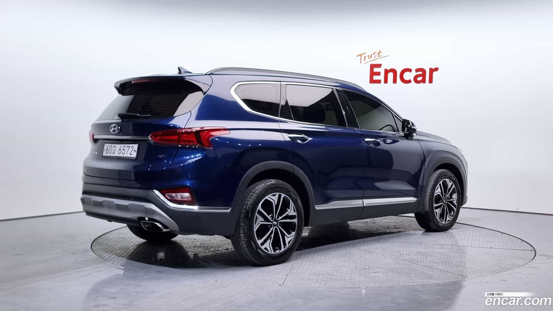 Santafe Hyundai 2019.2-OUTER-002