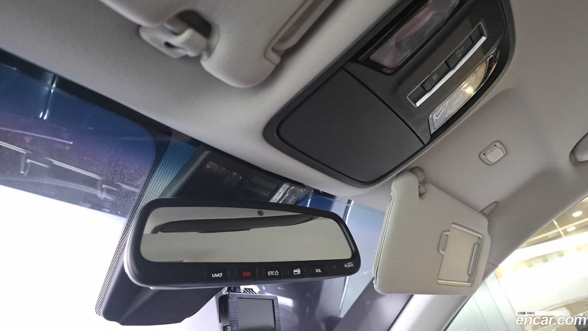 Sorento Kia 2017.9-OPTION-022