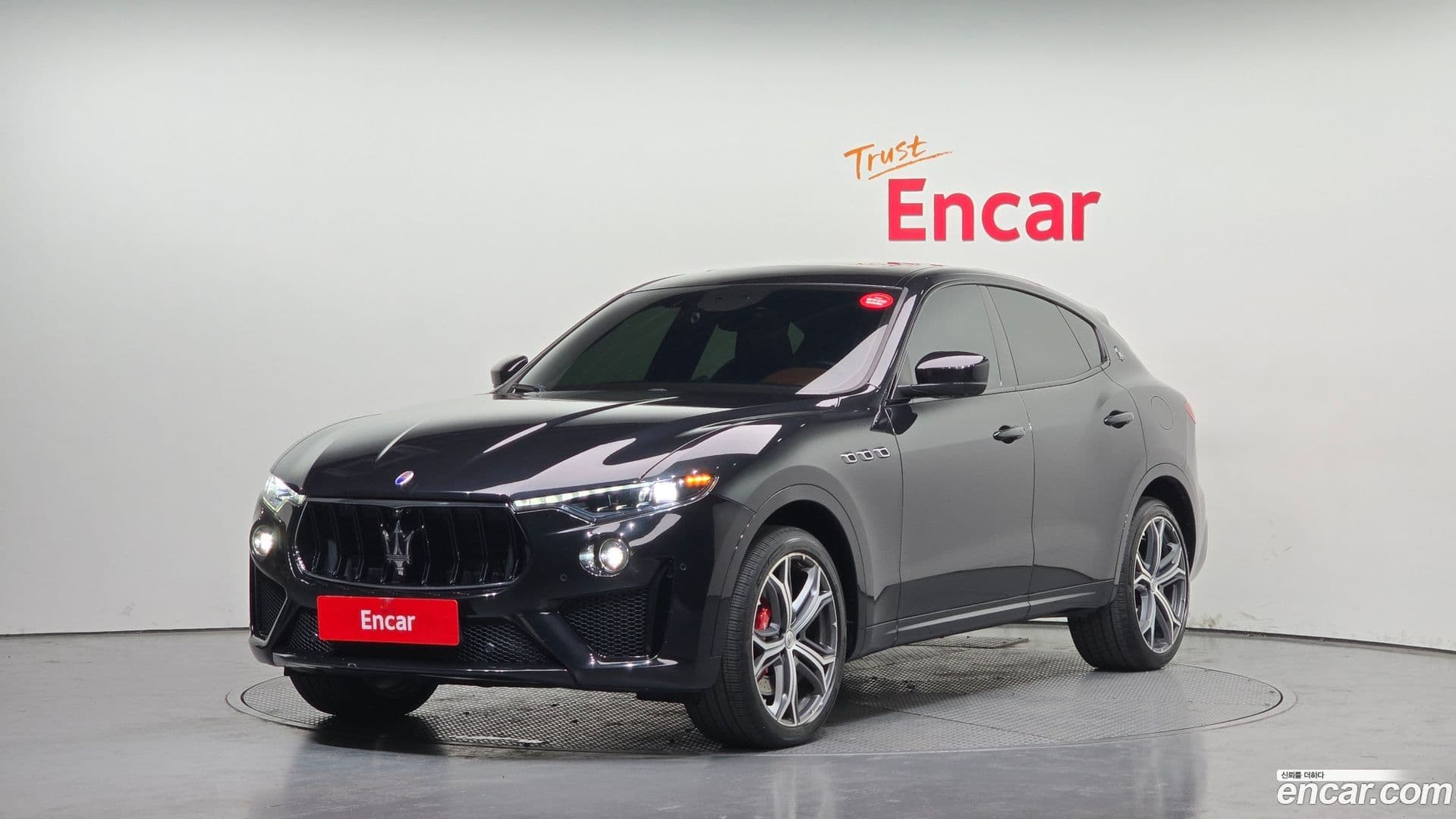 Main__Slider__Photo:Levante Maserati 2020.11-0