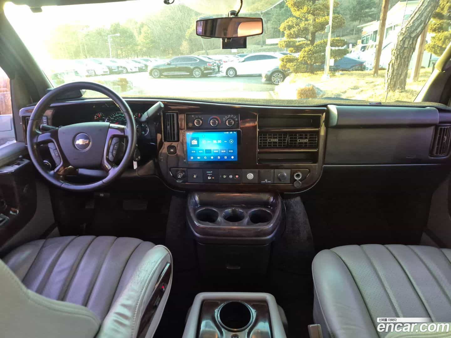 Express Van Chevrolet 2015.1-OPTION-018